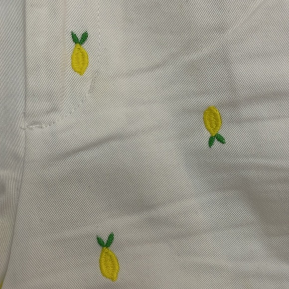 Merona size 2 White Pineapple Print Women's Shorts with 2-3/4 inseam - Picture 2 of 5